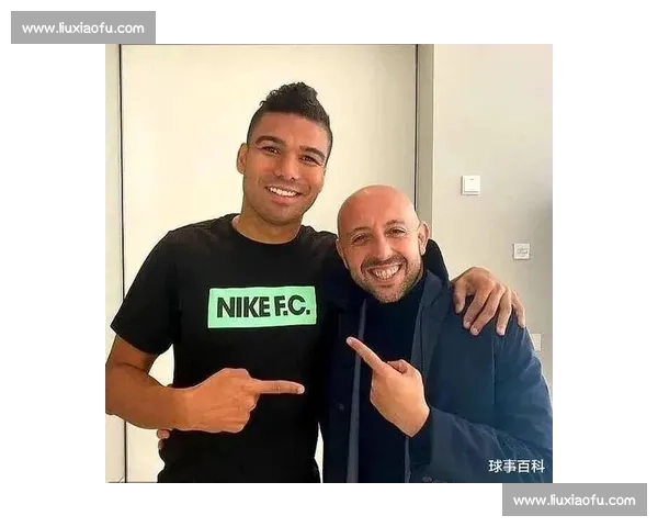 卡塞米罗 11 周年纪念日深情告白：娶你是我人生最正确的决定