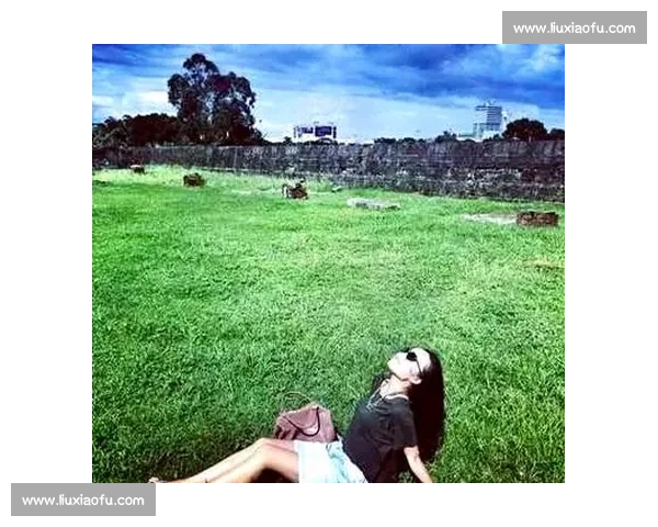 怪姿出片：解锁创意摄影新姿势